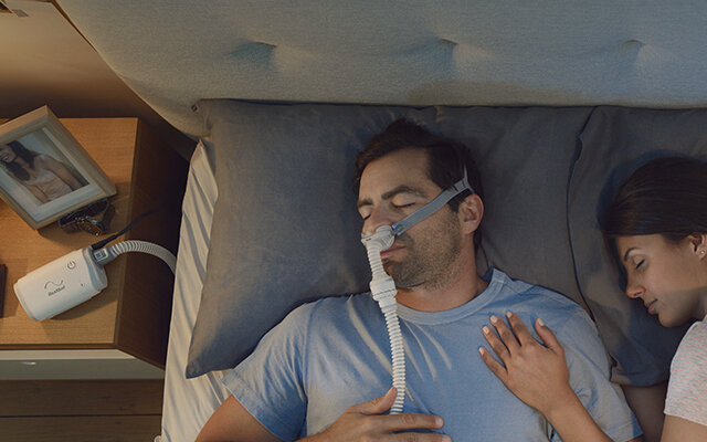 airmini-minste-CPAP-maskin-resmed-mobile